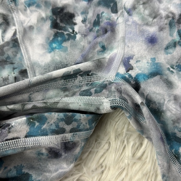 Lululemon Align High Rise Crop with Pockets 23" Kaleidofloral Multi - Picture 2 of 6